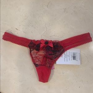 NWT L’Agent Agent Provocateur red dani thong Small